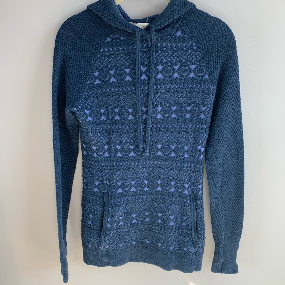 Dakini Sweatshirt Hoodie Navy Blue Textured Geometric Soft Fall Winter EUC Small